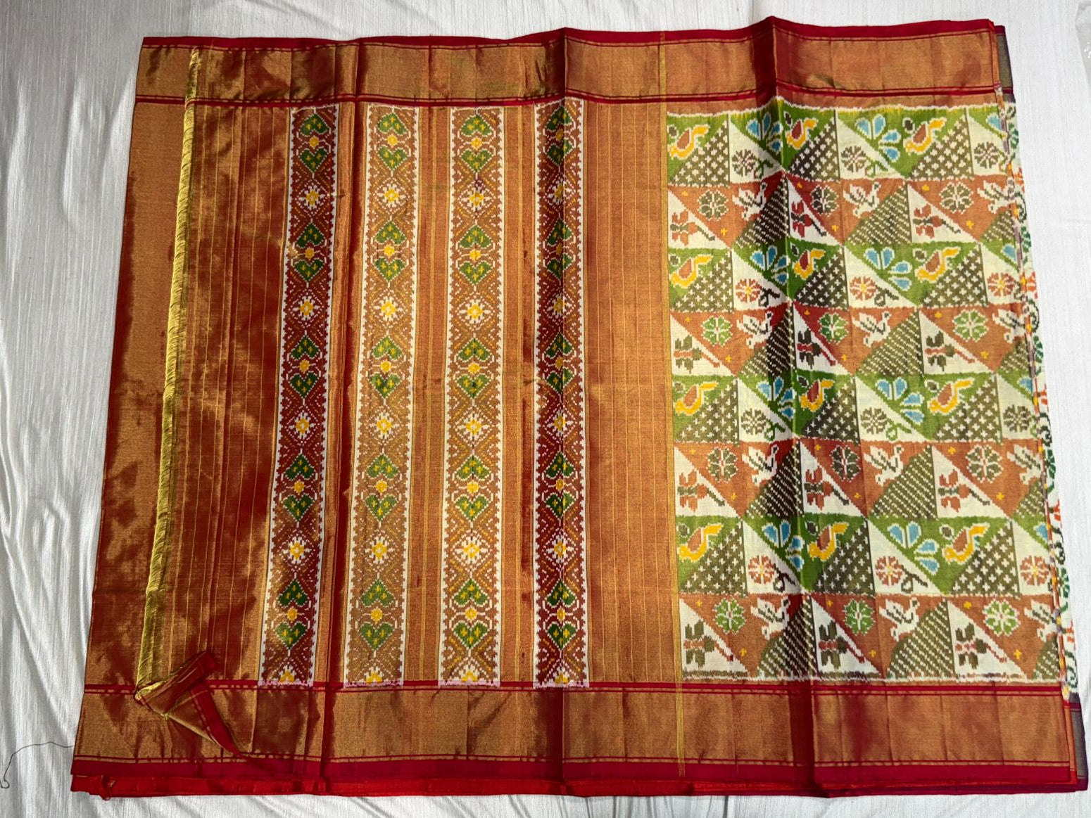 pochampally ikkat patola sarees