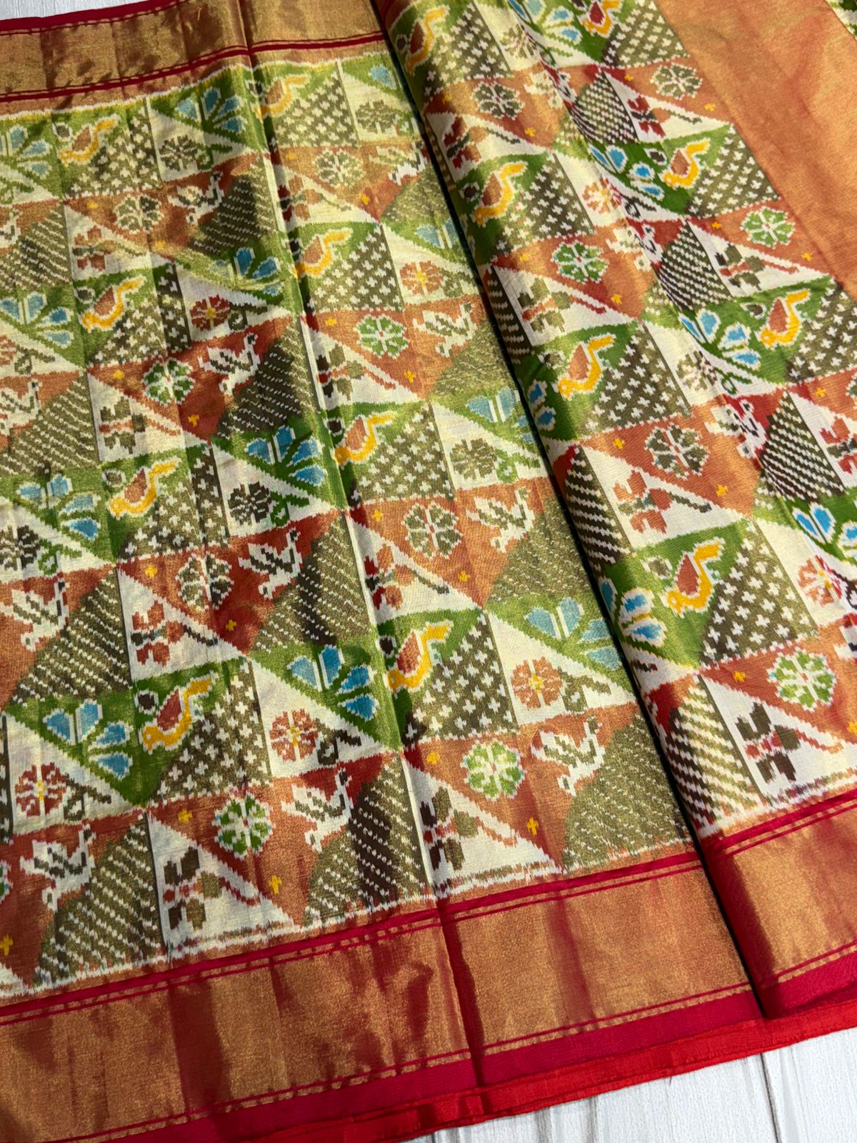 pochampally ikkat patola sarees