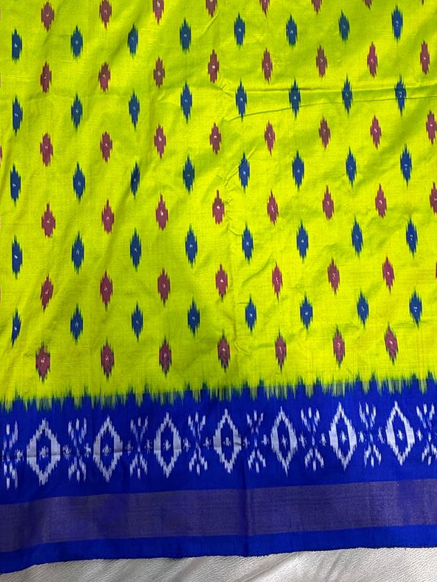 Ikkat pattu saree