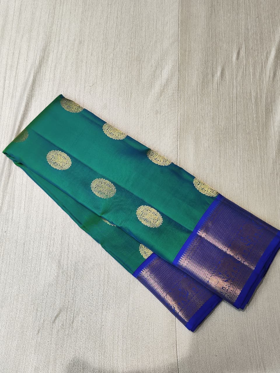 Kanchipuram light weight silk saree