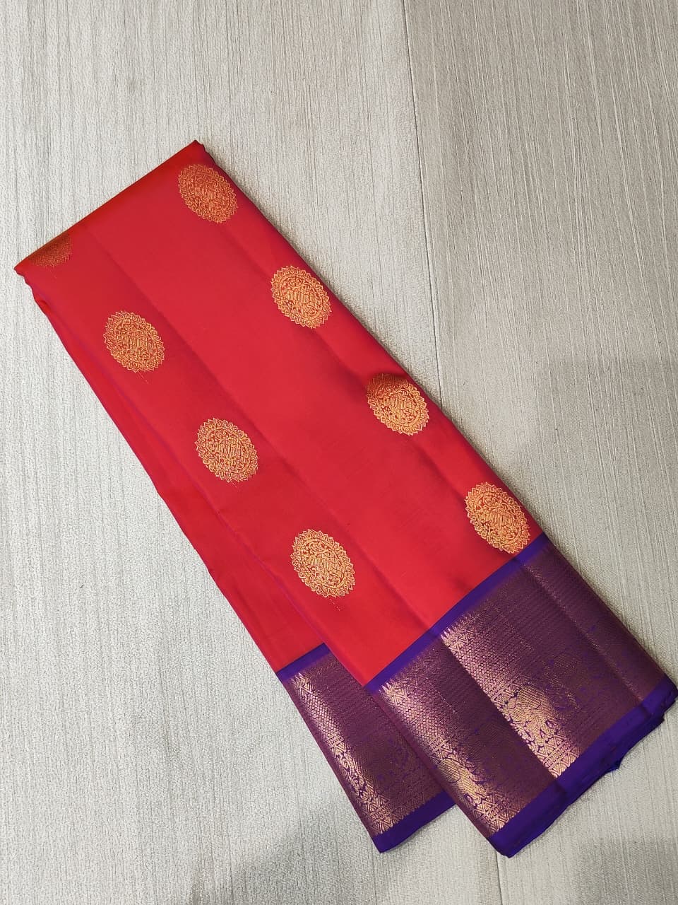 Kanchipuram light weight silk saree
