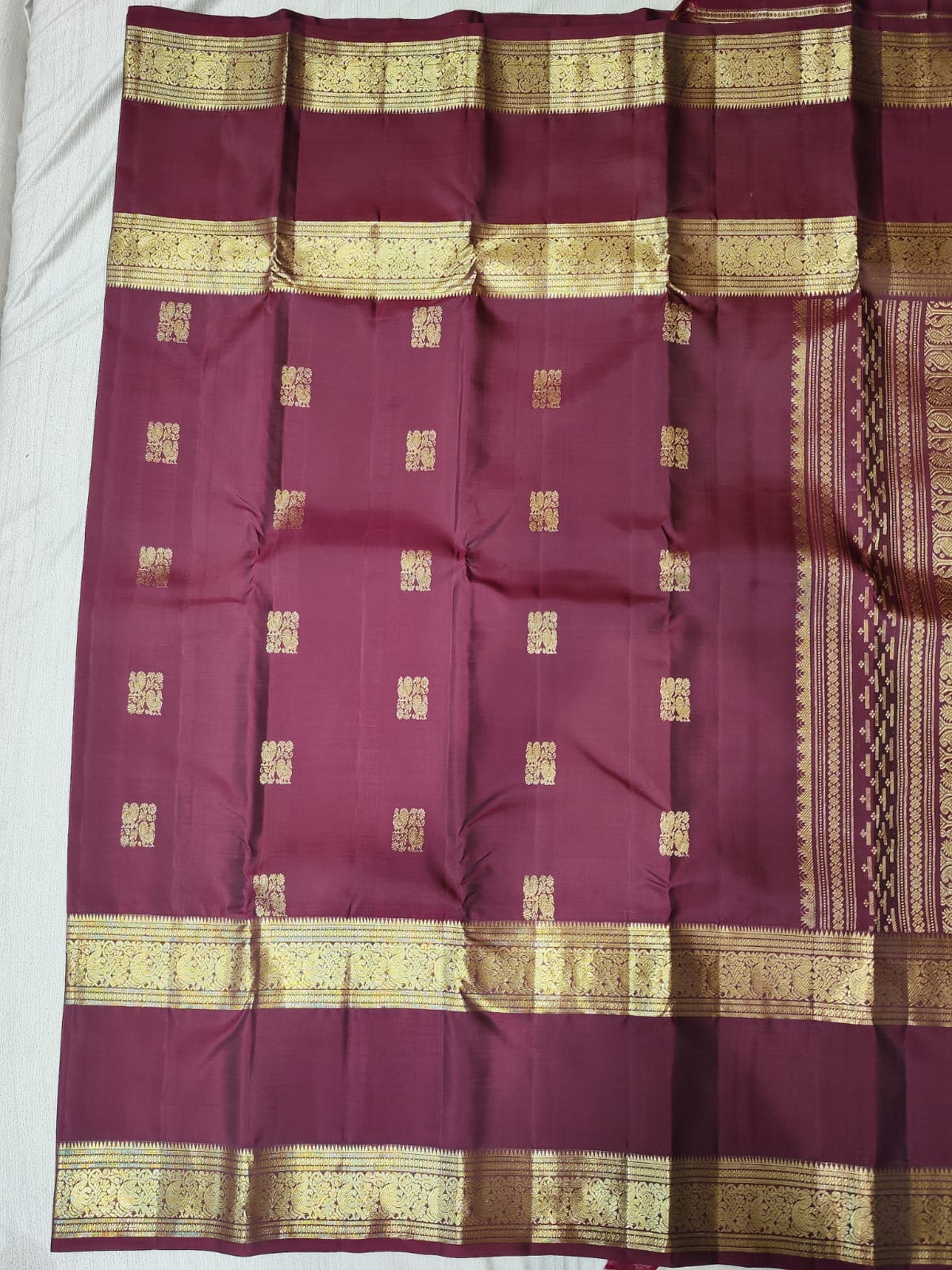 Kanchipuram light weight silk saree