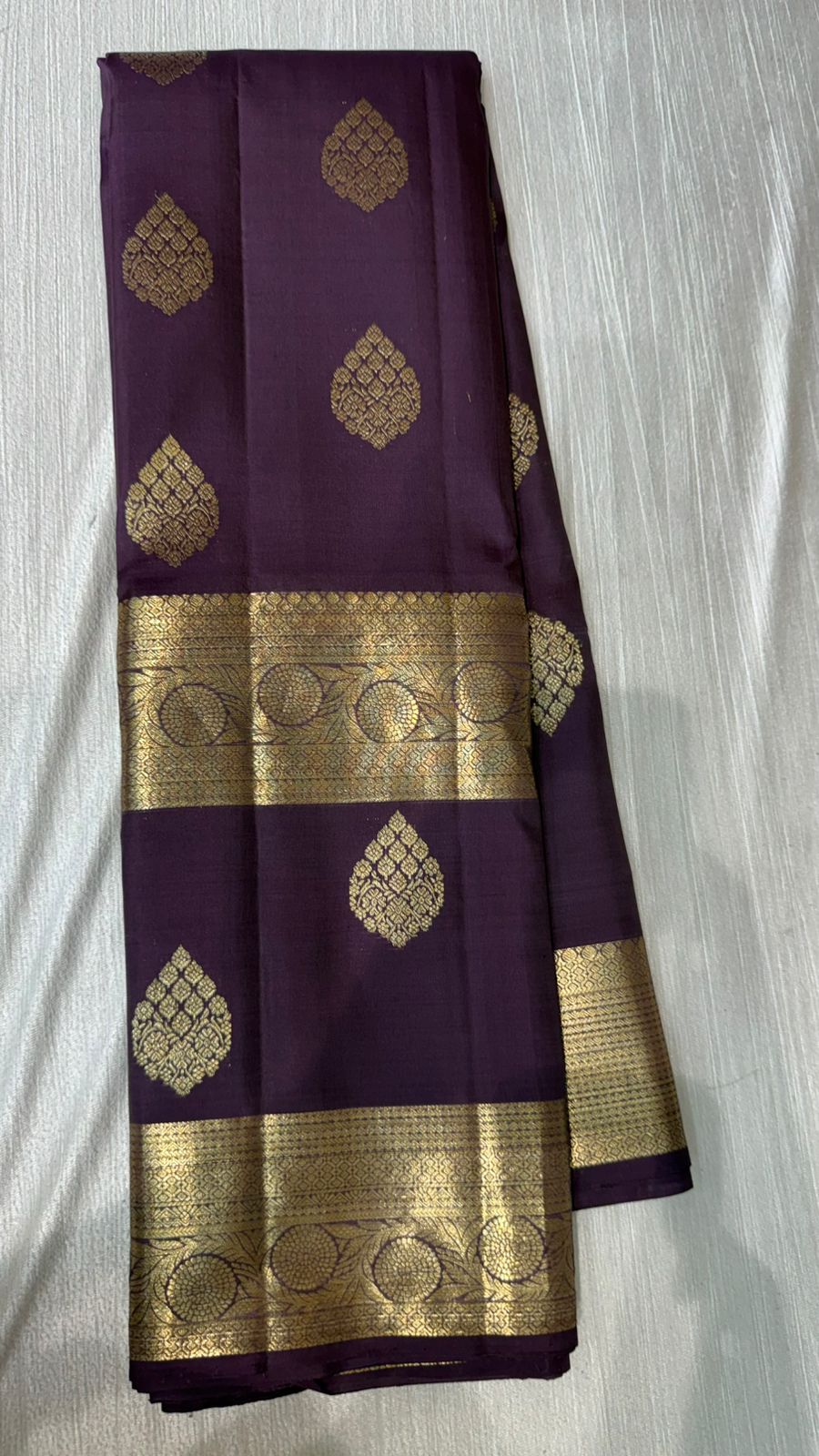Kanchipuram gap border silk saree