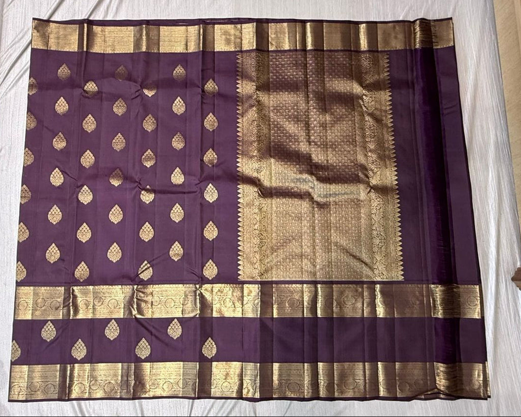 Kanchipuram gap border silk saree