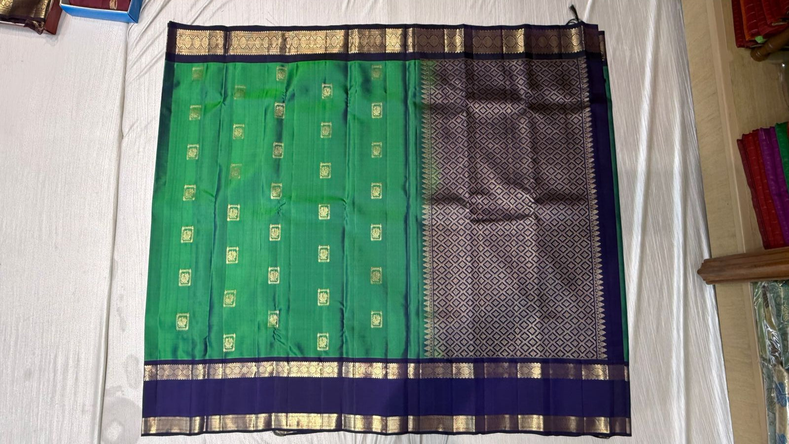 Kanchipuram gap border silk saree