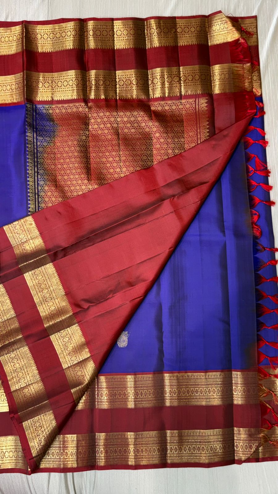 Kanchipuram gap border silk saree