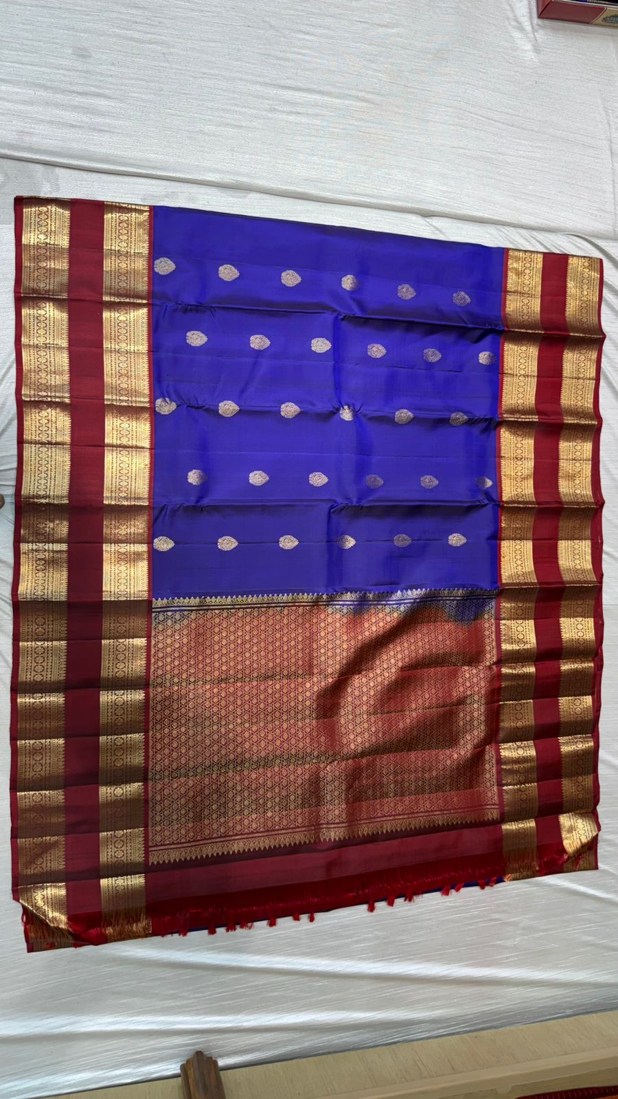 Kanchipuram gap border silk saree
