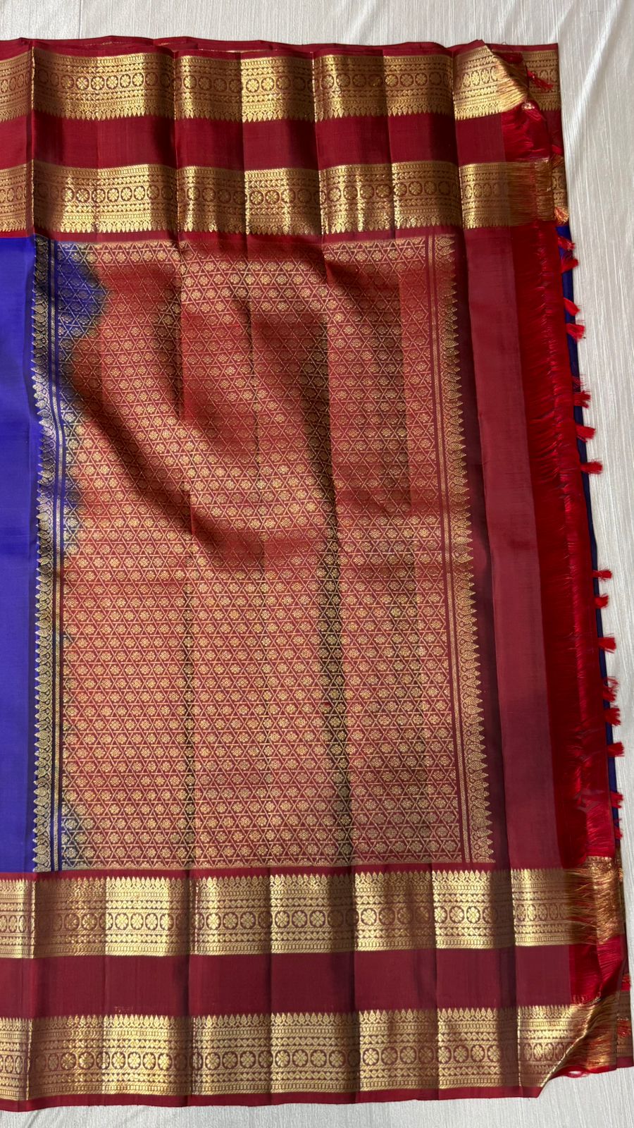 Kanchipuram gap border silk saree