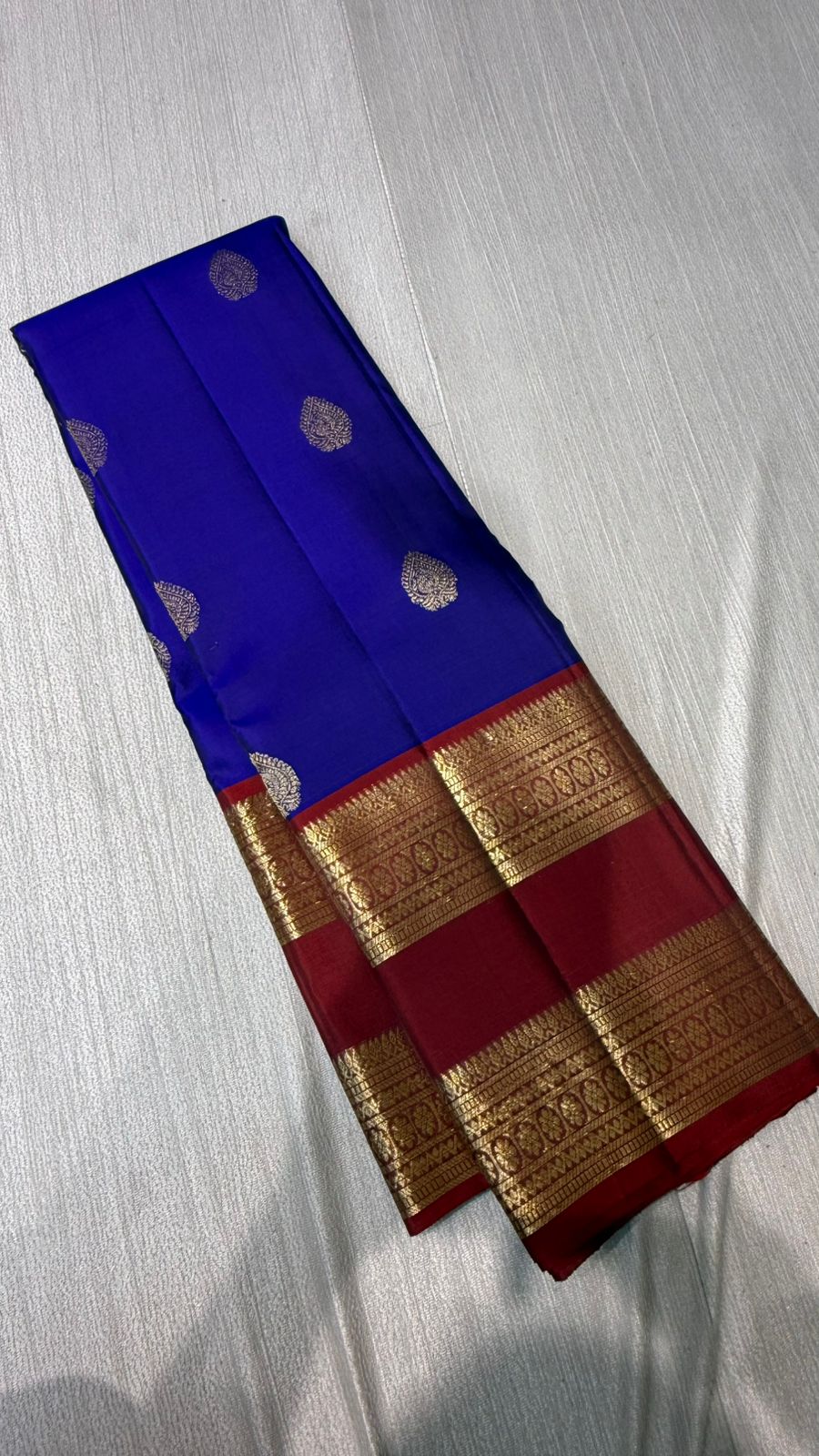 Kanchipuram gap border silk saree
