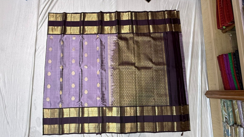 Kanchipuram gap border silk saree