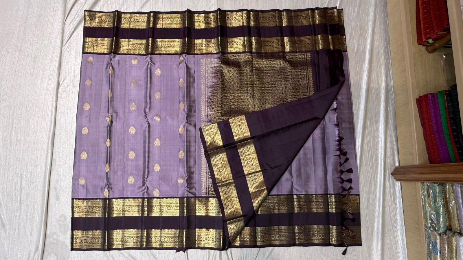 Kanchipuram gap border silk saree