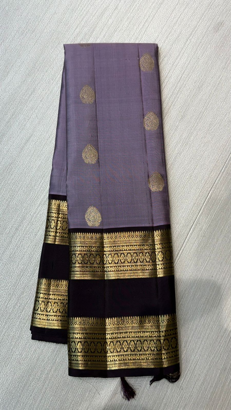 Kanchipuram gap border silk saree
