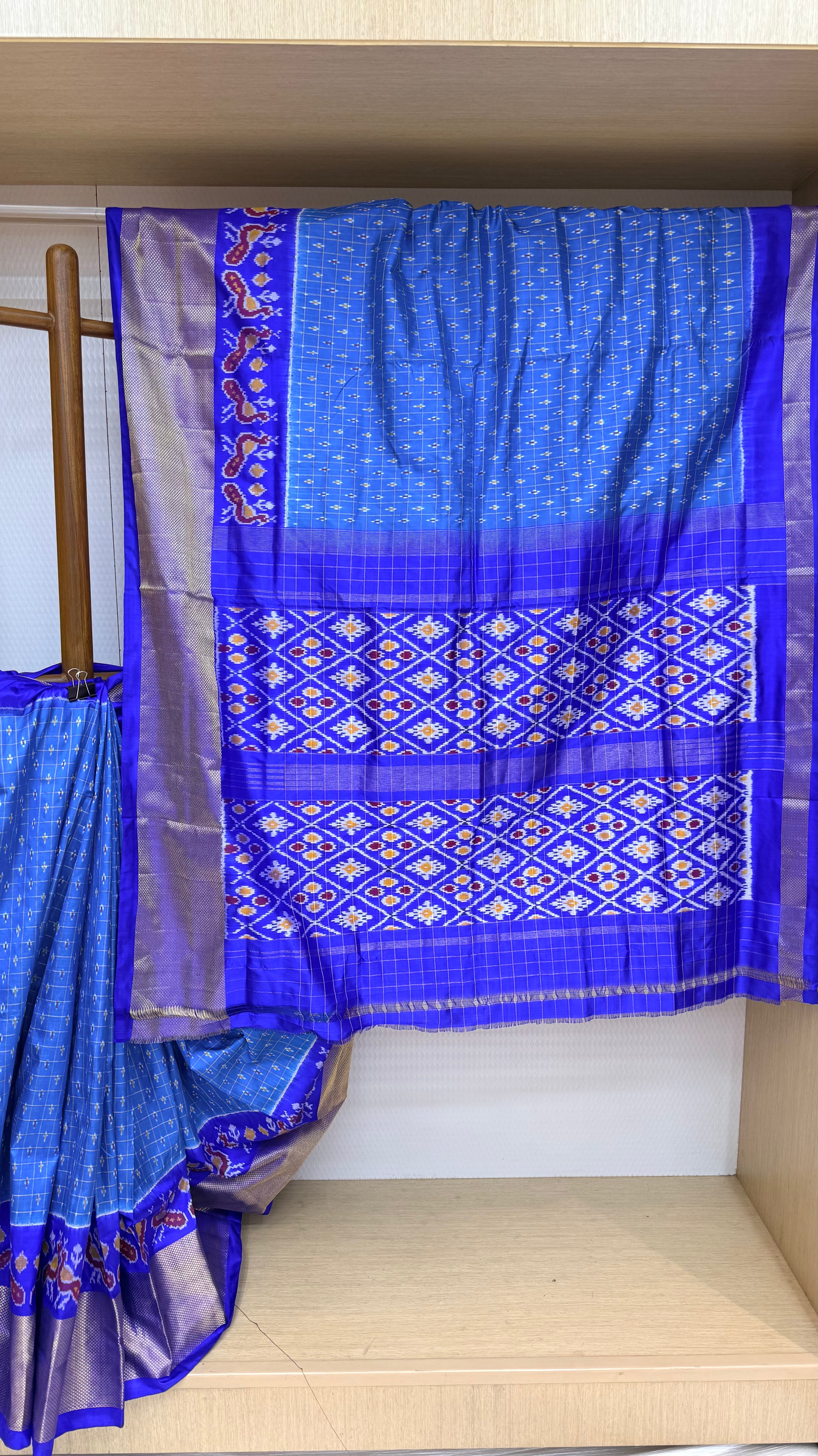 Pochampally Ikkat Pattu - checks